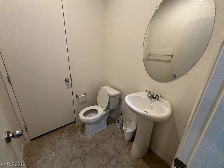 5582 Sancho Throne Rd — Photo 28