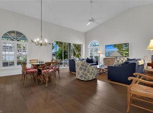 2124 Paget Cir #1, Naples, FL 34112