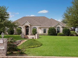 243 Elm Grove Cir, Mc Gregor, TX 76657