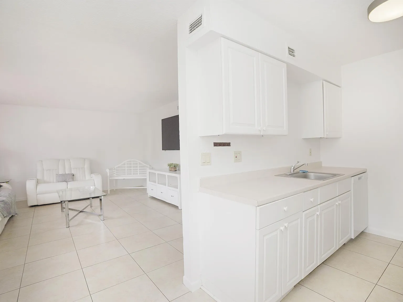 A-4635 Bayshore Dr #P7 - 1 — Photo 4