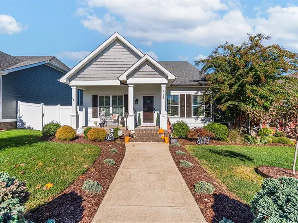 725 Bennington Park Dr, Bowling Green, KY 42103