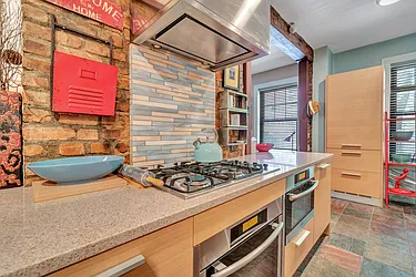 Rented by Avi Nash Associates