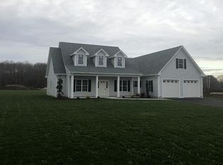 307 Iron Mine Hill Rd, North Smithfield, RI 02896