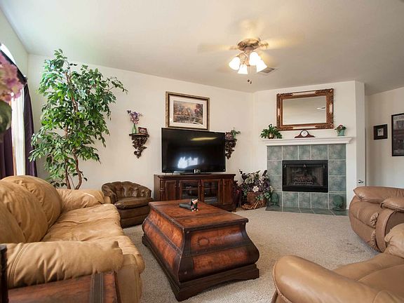 3rd image of 2306 Drue Ln