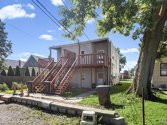 4th image of 217 S 16th St