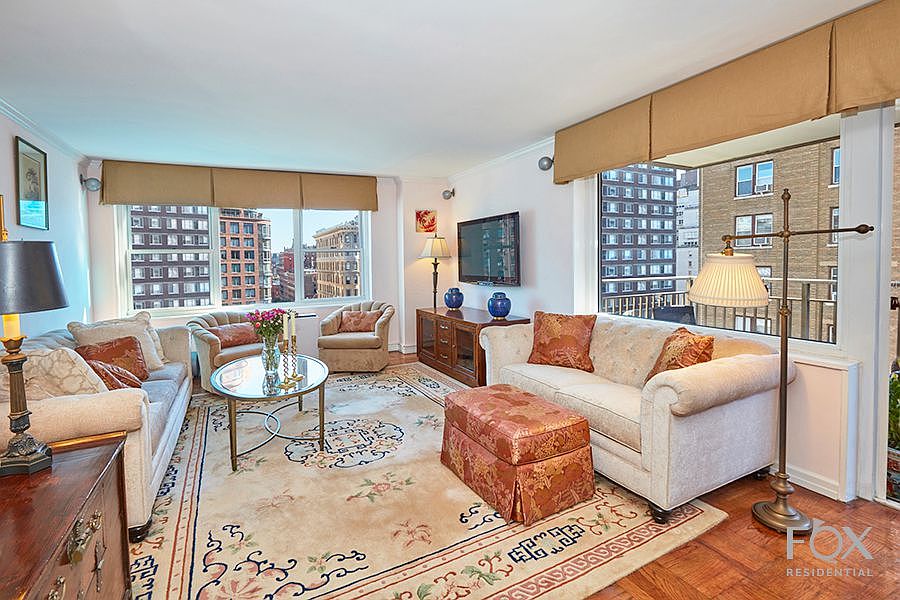 1st image of 2039 Broadway #15I