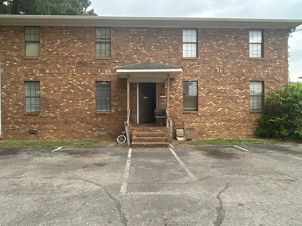 16 Brianfield Cv Unit B, Jackson, TN 38305