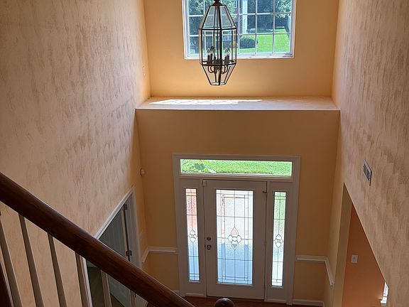 4th image of 3632 Garland Dr
