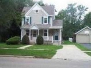 218-2 N Church St, Elkhorn, WI