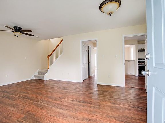 3rd image of 2308 Barton Ave