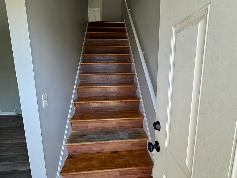 143 E Cheryl Ln — Photo 11