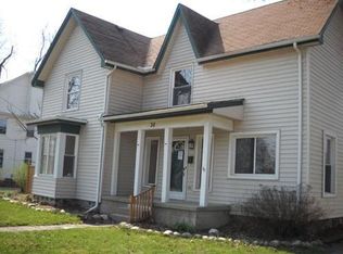 38 N Glaspie St, Oxford, MI 48371