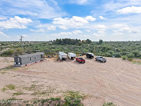 2nd image of 42710 W Highway 60 --