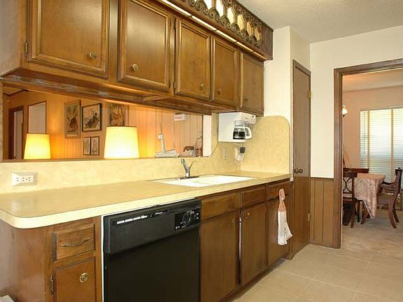 4th image of 12710 La Bahia St