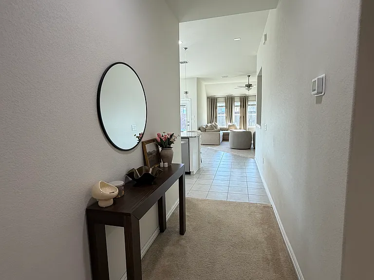 2504 Melrose Dr — Photo 17