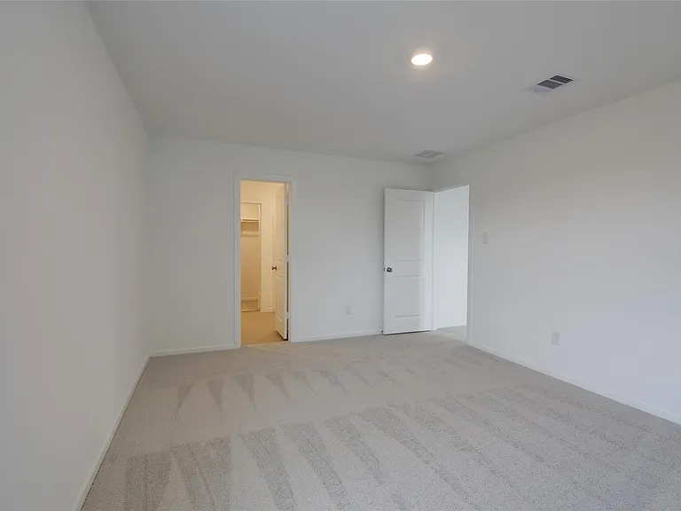 10915 Tawny Rdg — Photo 17