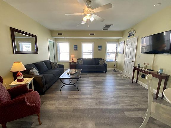 5th image of 4600 Landis Ave #2H