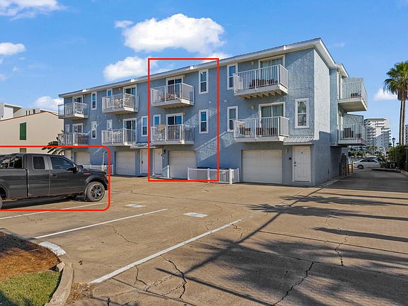 2nd image of 22 Moreno Point Rd Unit 3