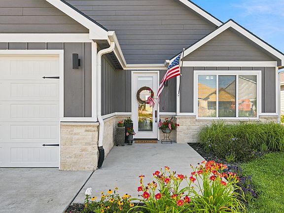 5th image of 5826 Goheen Dr