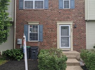 207 Stafford Mews Ln, Stafford, VA 22556