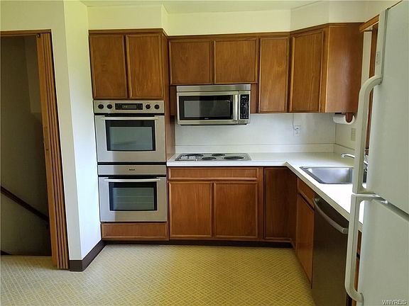 5th image of 207 Millwood Dr