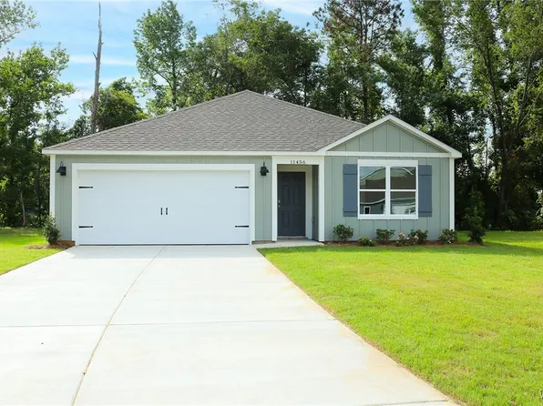 11456 Pinus Ln, Moundville, AL 35474
