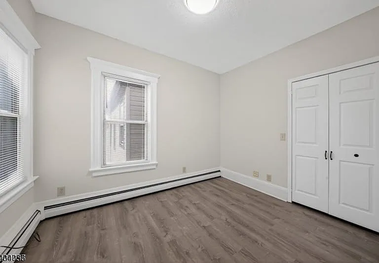 271 Mount Vernon Ave — Photo 3
