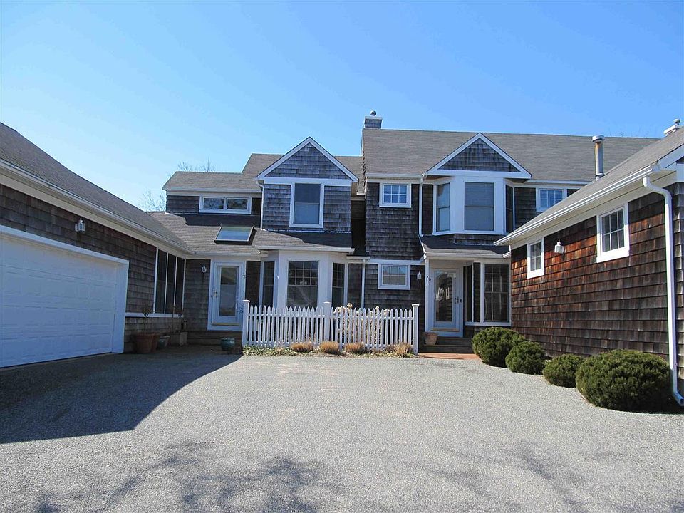 1st image of 40 Fox Dr #40