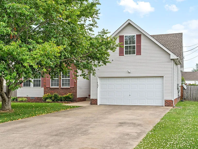 3439 Loon Dr — Photo 1