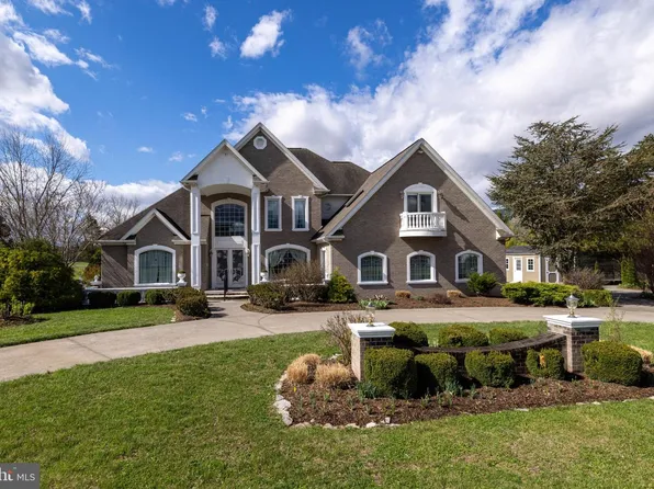 485 Beall Ave, Luray, VA 22835