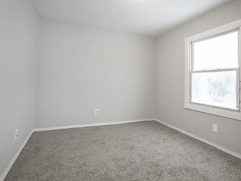 3409 W 86th St — Photo 11