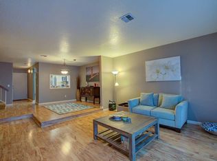 260 W Rumble Rd, Modesto, CA 95350