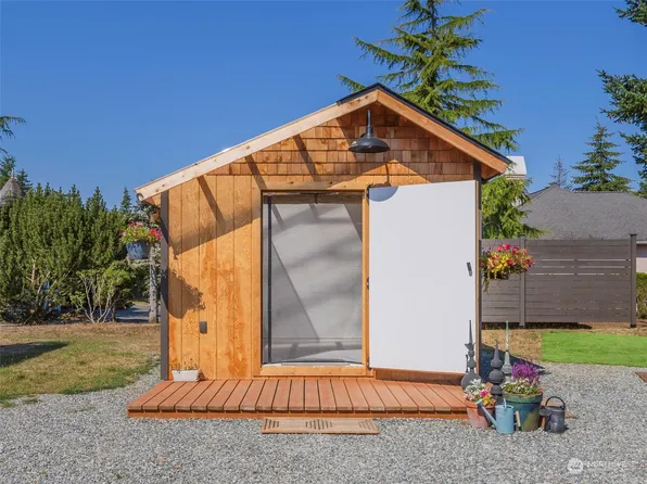 444 Buckhorn Road, Sequim, WA 98382