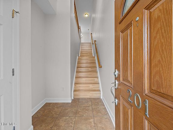 3rd image of 1930 Tara Court #201
