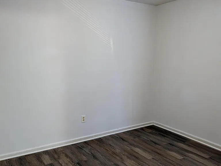 3224 Springfield Dr — Photo 9