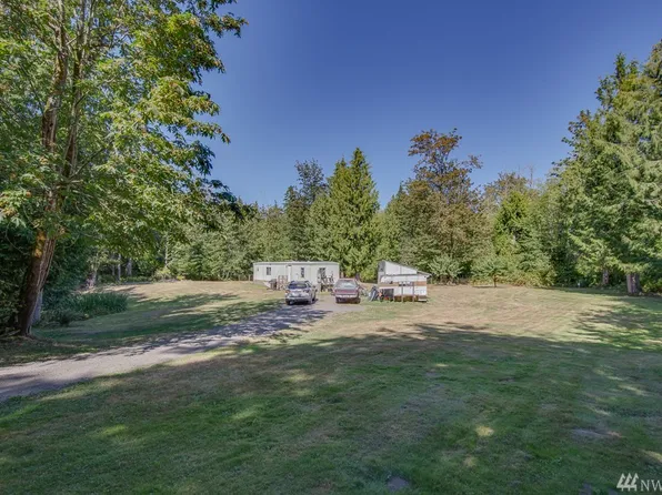 9345 NE Country Woods Ln, Kingston, WA 98346