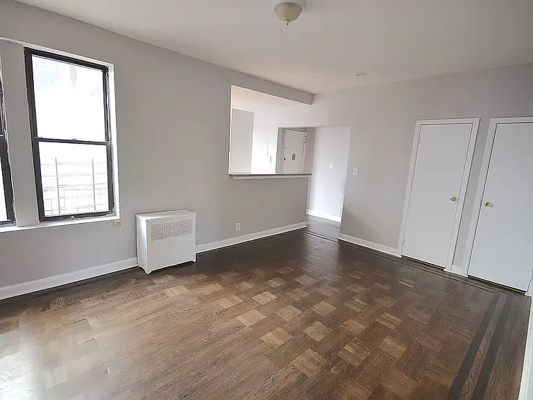 1514 W 8th St #C11 — Photo 6