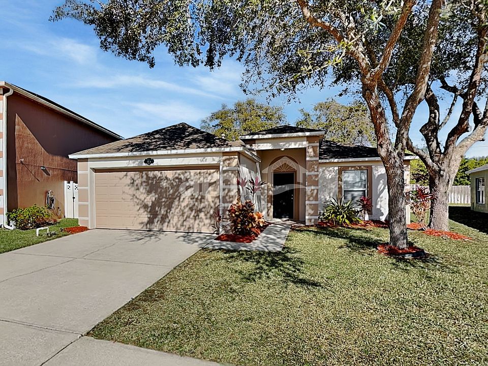 1st image of 4436 Four Lakes Dr