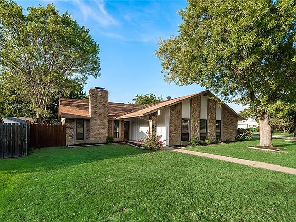 3rd image of 2119 Statler Dr