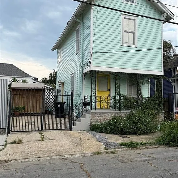 3948 Constance St — Photo 2