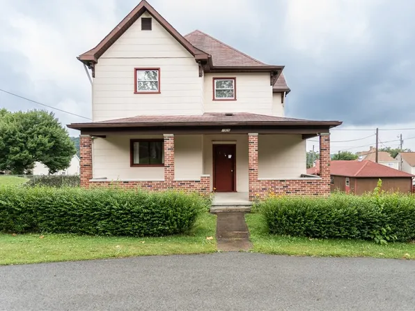 1906 S Pittsburgh St, Connellsville, PA 15425