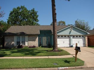 7003 Tara Dr, Richmond, TX 77469