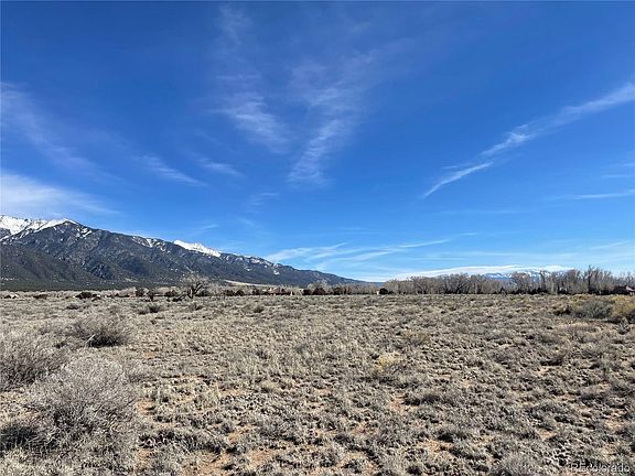 3rd image of 1402 Wagon Wheel Road