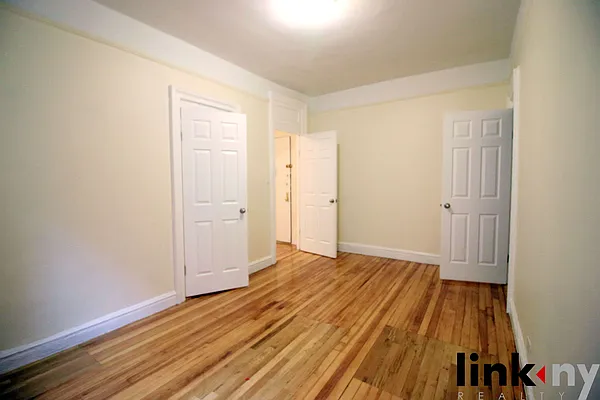 Rented by Link NY Realty | media 16