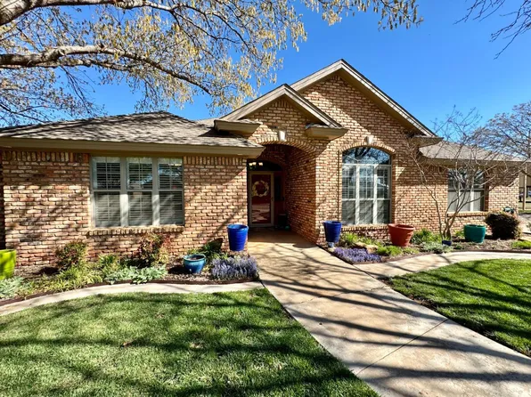 1306 Raleigh St, Slaton, TX 79364