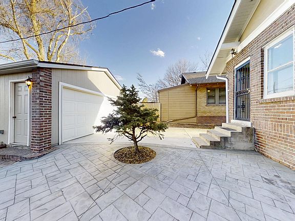 Patio & Garage