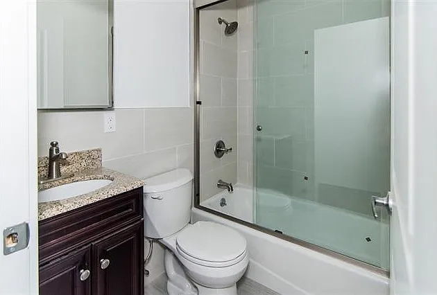 305 1st St #3L — Photo 14