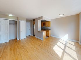 310 Greenwich St