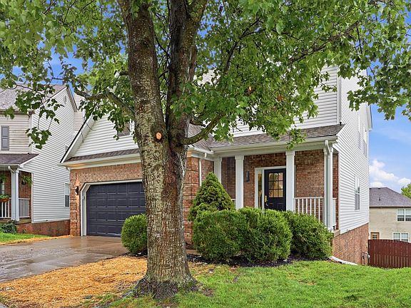2nd image of 4616 Fitzroy Ct