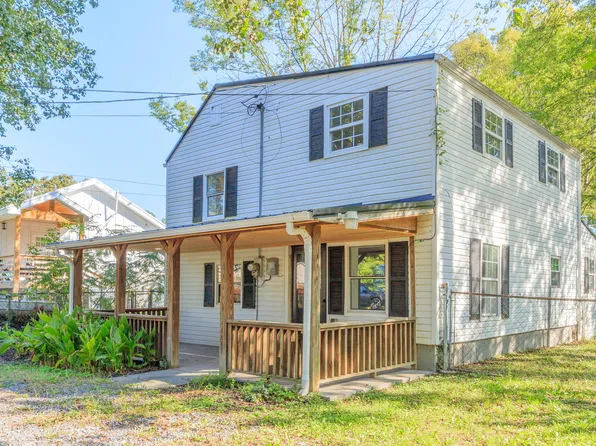33 S Lake Ter, Rossville, GA 30741
